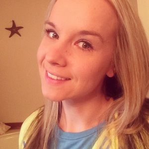 Meet your Posher, Alexandra